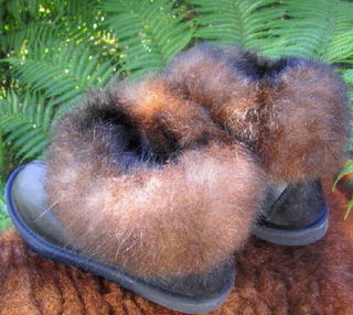 POSSUM FUR BOOTS