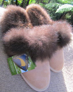 POSSUM SCUFF SLIPPER