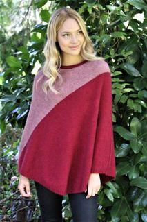 Apex Poncho in NZ Possum Merino LOTHLORIAN/99831